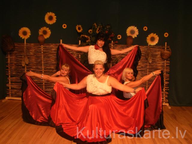 deju grupa "Fazira"
